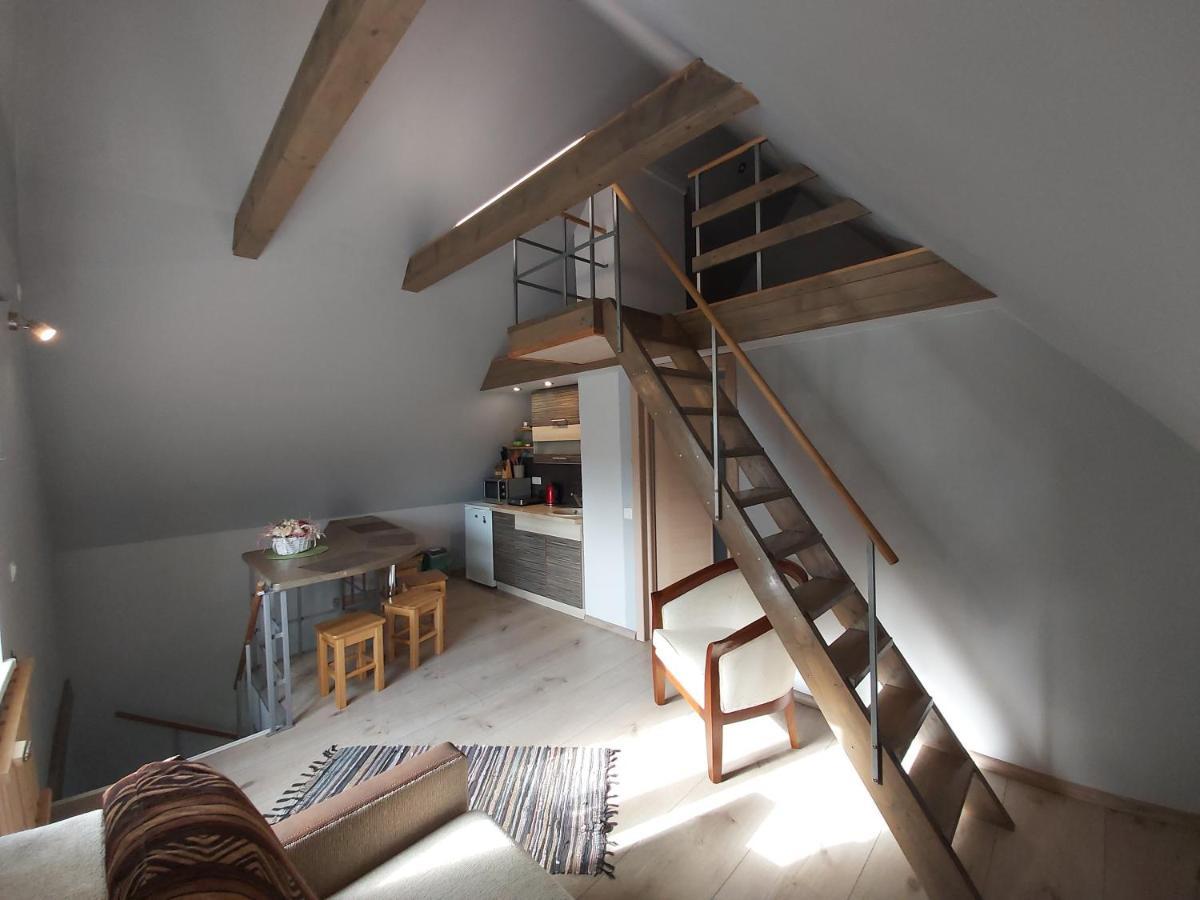 Guest House Podnieki Ventspils Ngoại thất bức ảnh