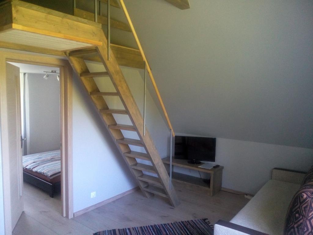 Guest House Podnieki Ventspils Phòng bức ảnh