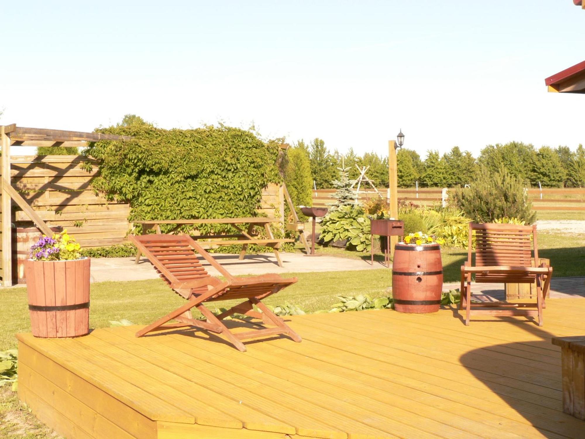 Guest House Podnieki Ventspils Ngoại thất bức ảnh