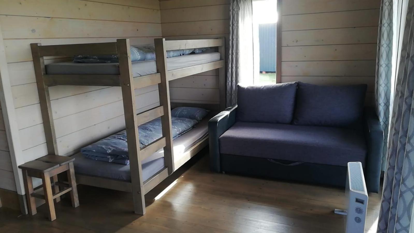 Guest House Podnieki Ventspils Ngoại thất bức ảnh