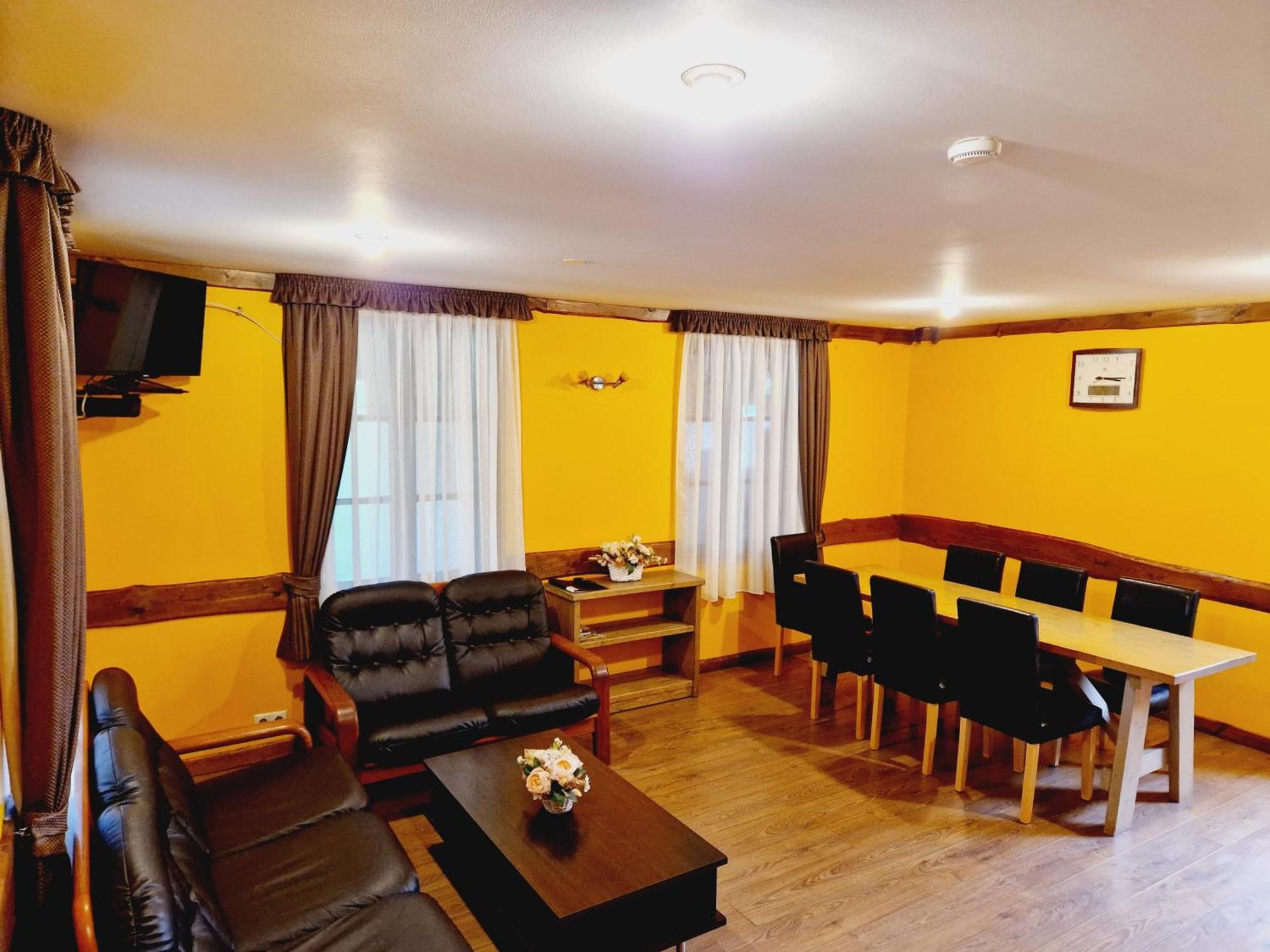 Guest House Podnieki Ventspils Ngoại thất bức ảnh