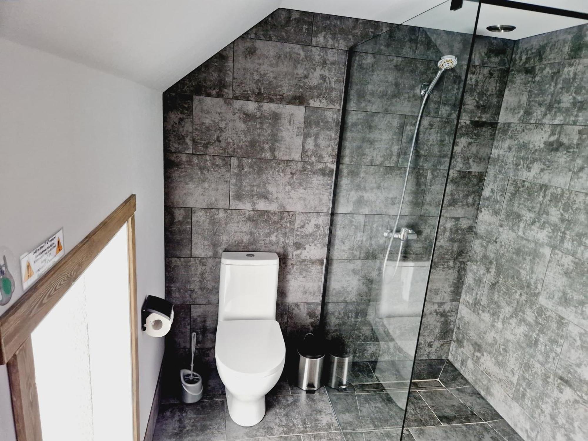 Guest House Podnieki Ventspils Ngoại thất bức ảnh