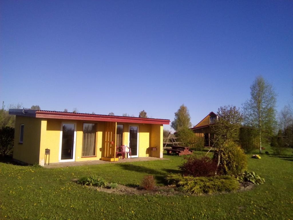 Guest House Podnieki Ventspils Ngoại thất bức ảnh