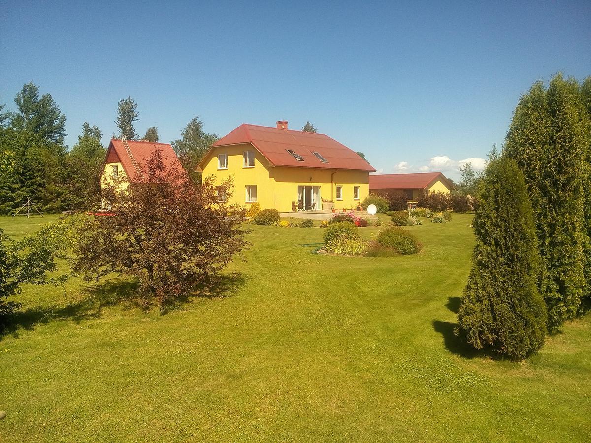 Guest House Podnieki Ventspils Ngoại thất bức ảnh